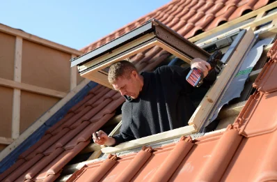 Pose de fenêtres de toit Velux aux Ormes